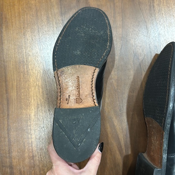 Allen Edmonds - Picture 3 of 5